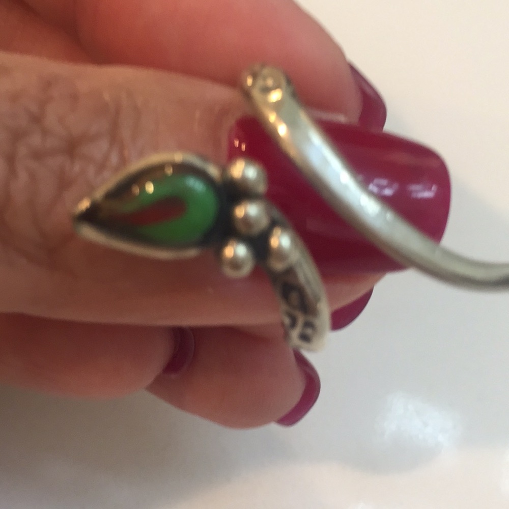 Beautiful 🐍 ring - Picture 5 of 7